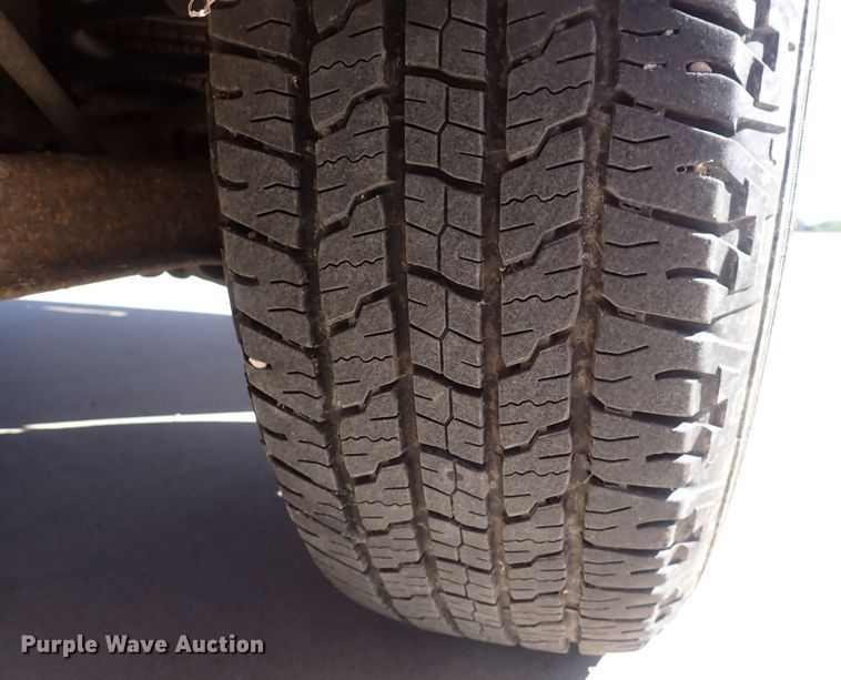 image for item DQ2954 2000 GMC Yukon XL  SUV