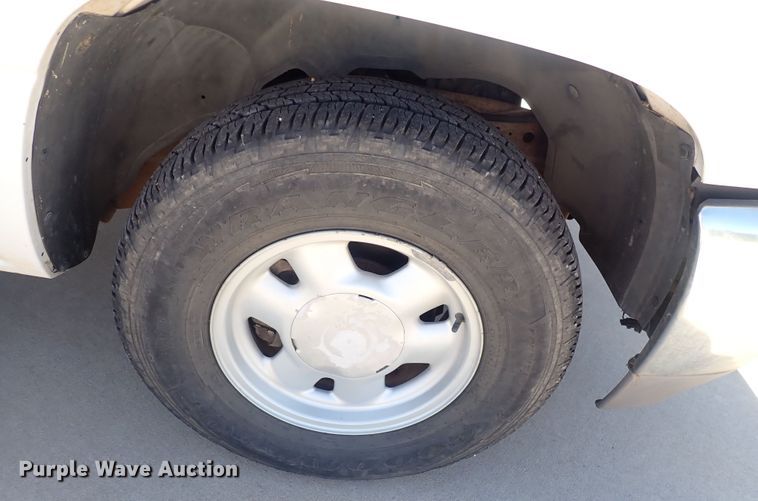 image for item DQ2954 2000 GMC Yukon XL  SUV