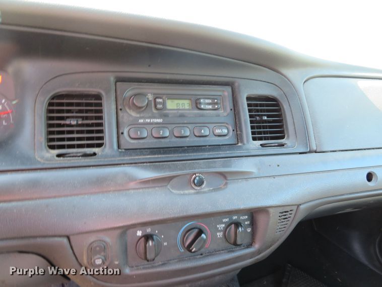image for item DR0139 2005 Ford Crown Victoria Police Interceptor