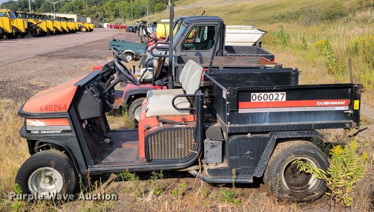image for item DR0522 2009 Cushman Turf-Truckster  utility vehicle