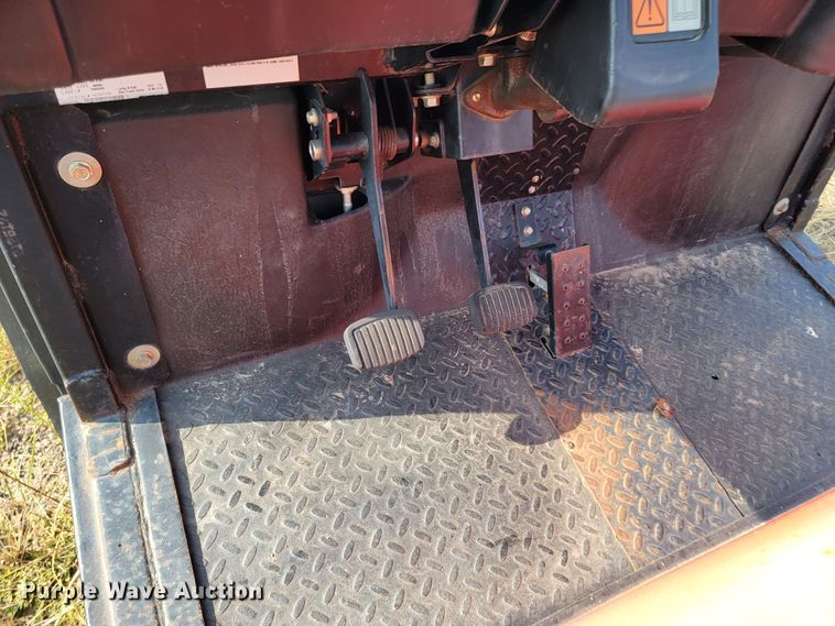 image for item DR0522 2009 Cushman Turf-Truckster  utility vehicle