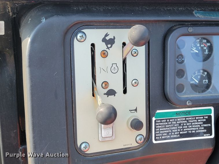 image for item DR0522 2009 Cushman Turf-Truckster  utility vehicle