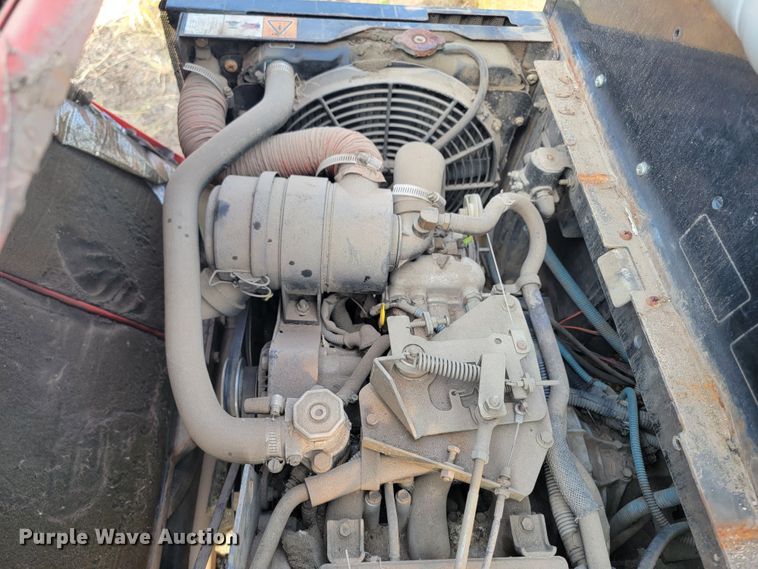 image for item DR0522 2009 Cushman Turf-Truckster  utility vehicle