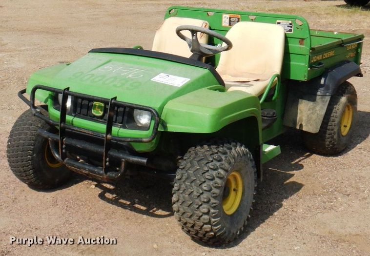 image for item DR0525 2007 John Deere Gator  utility vehicle