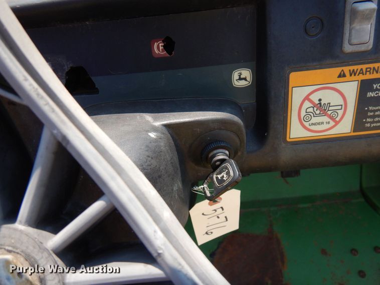 image for item DR0525 2007 John Deere Gator  utility vehicle