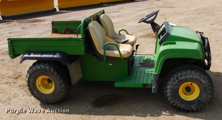 image for item DR0526 2008 John Deere Gator  utility vehicle
