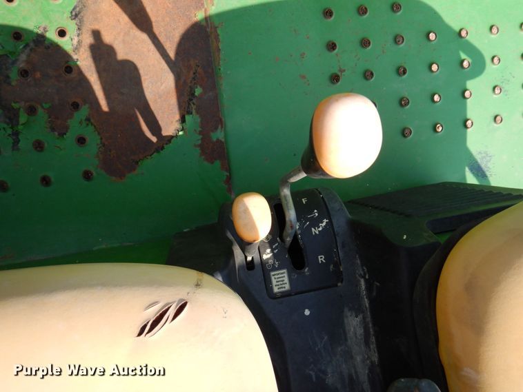 image for item DR0526 2008 John Deere Gator  utility vehicle