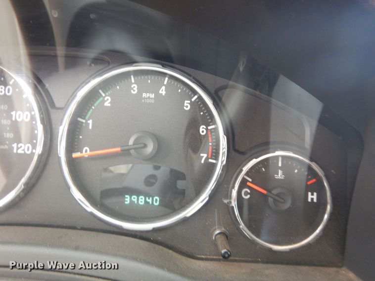 image for item DR1327 2012 Jeep Liberty  SUV