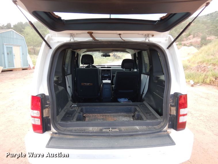 image for item DR1327 2012 Jeep Liberty  SUV