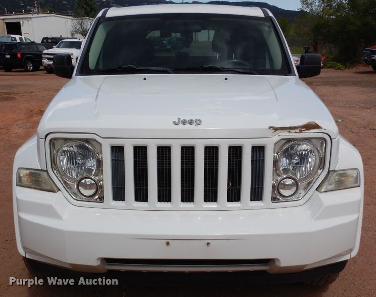 image for item DR1327 2012 Jeep Liberty  SUV