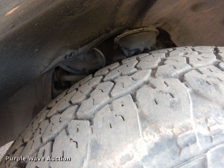 image for item DR1327 2012 Jeep Liberty  SUV