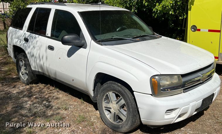 image for item IA9148 2004 Chevrolet TrailBlazer  SUV