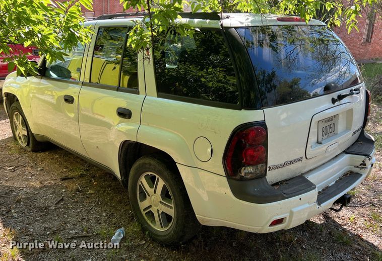 image for item IA9148 2004 Chevrolet TrailBlazer  SUV