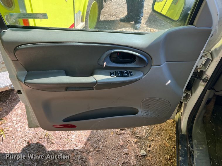 image for item IA9148 2004 Chevrolet TrailBlazer  SUV