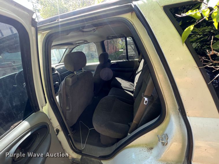 image for item IA9148 2004 Chevrolet TrailBlazer  SUV