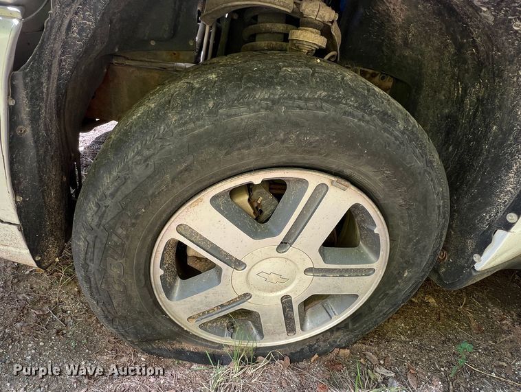 image for item IA9148 2004 Chevrolet TrailBlazer  SUV