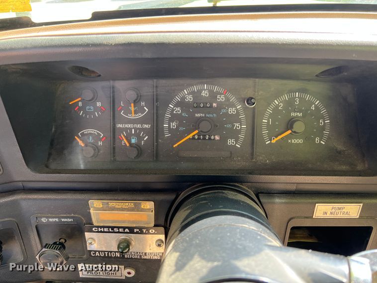 image for item IA9149 1989 Ford  F350 Super Duty  pumper fire truck