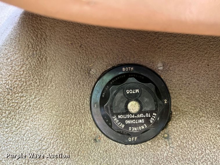 image for item IA9149 1989 Ford  F350 Super Duty  pumper fire truck