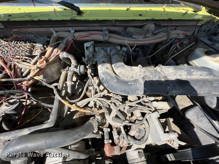 image for item IA9149 1989 Ford  F350 Super Duty  pumper fire truck