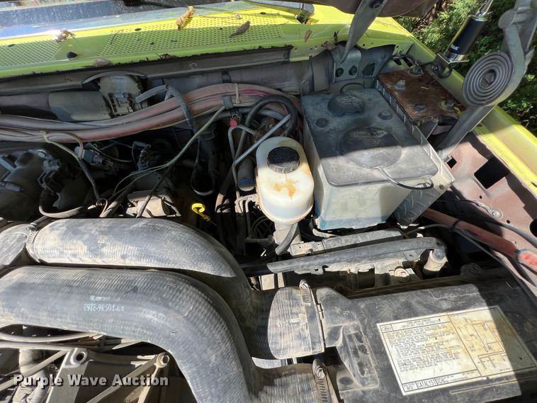 image for item IA9149 1989 Ford  F350 Super Duty  pumper fire truck