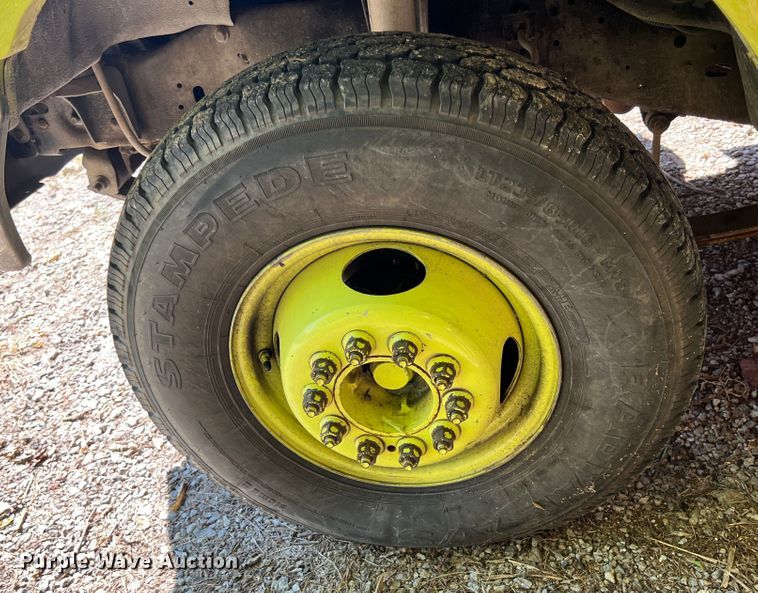 image for item IA9149 1989 Ford  F350 Super Duty  pumper fire truck