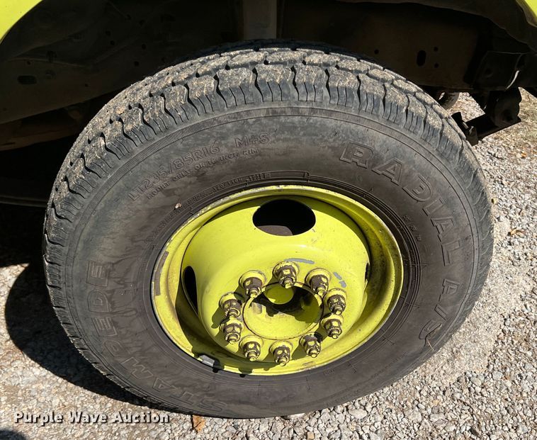 image for item IA9149 1989 Ford  F350 Super Duty  pumper fire truck