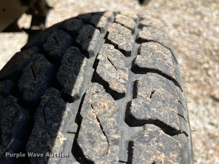 image for item IA9149 1989 Ford  F350 Super Duty  pumper fire truck