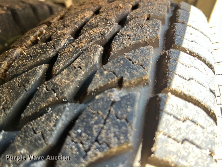 image for item IA9149 1989 Ford  F350 Super Duty  pumper fire truck