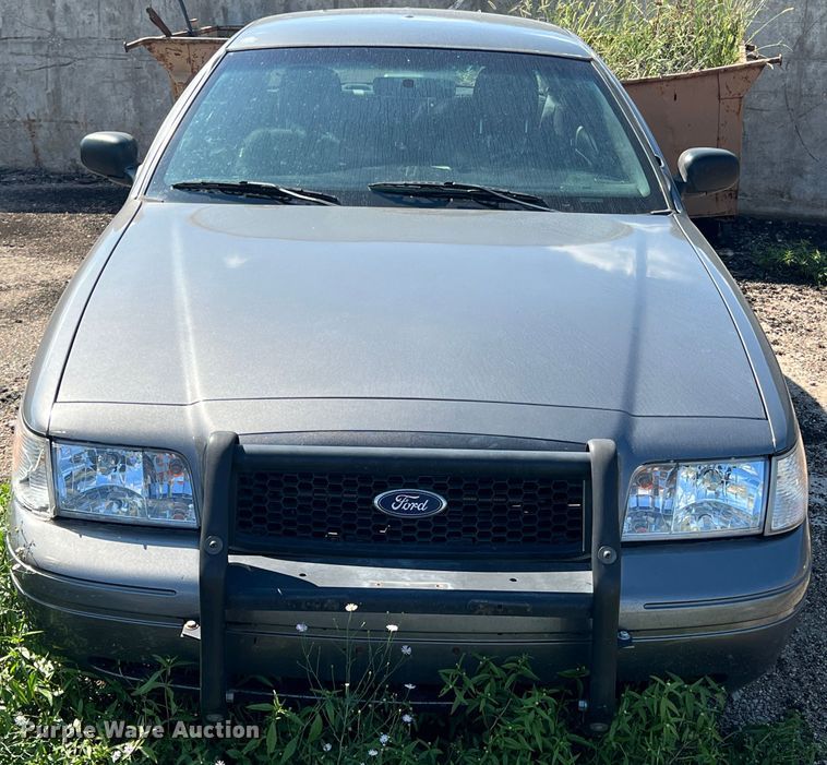 image for item IA9150 2010 Ford Crown Victoria Police Intereptor