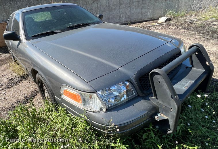 image for item IA9150 2010 Ford Crown Victoria Police Intereptor