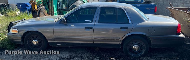 image for item IA9150 2010 Ford Crown Victoria Police Intereptor