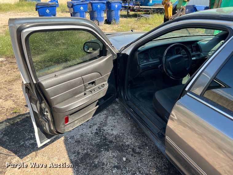 image for item IA9150 2010 Ford Crown Victoria Police Intereptor