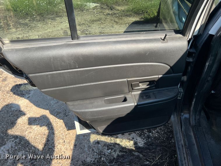 image for item IA9150 2010 Ford Crown Victoria Police Intereptor