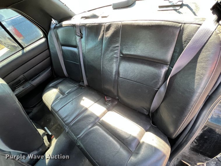 image for item IA9150 2010 Ford Crown Victoria Police Intereptor