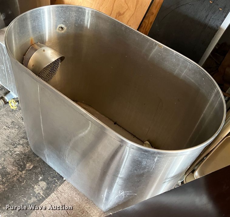 image for item IA9160 Vibra-Whirl  stainless steel tub