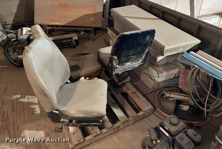 image for item IA9190 Automotive accessories