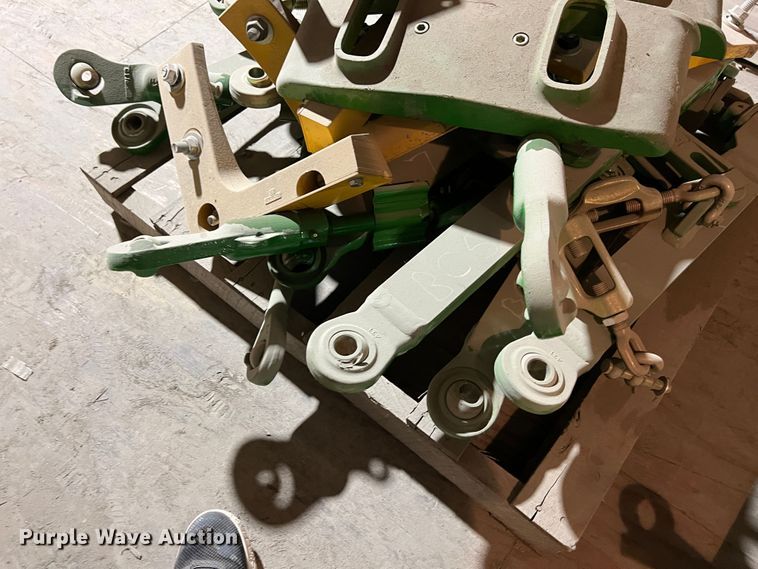 image for item IA9191 Approximately 7 three point hitches