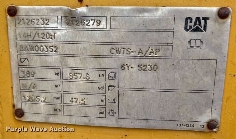 image for item IA9194 2004 Caterpillar 12H  motor grader