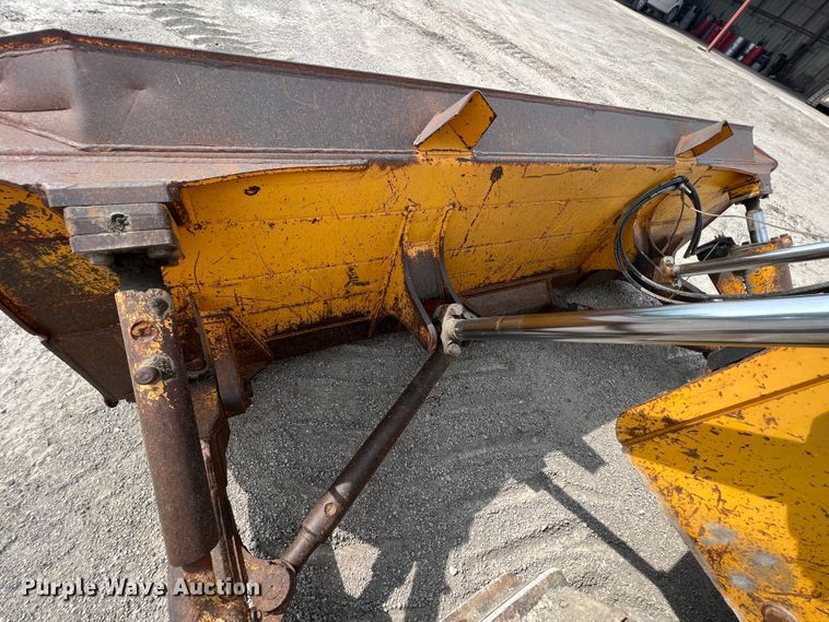 image for item IA9197 1990 John Deere 850B dozer