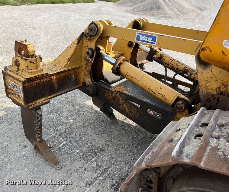 image for item IA9197 1990 John Deere 850B dozer