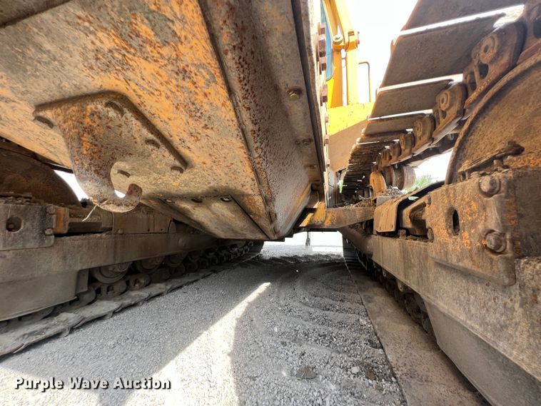 image for item IA9197 1990 John Deere 850B dozer