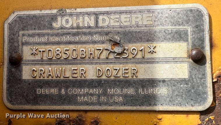image for item IA9197 1990 John Deere 850B dozer