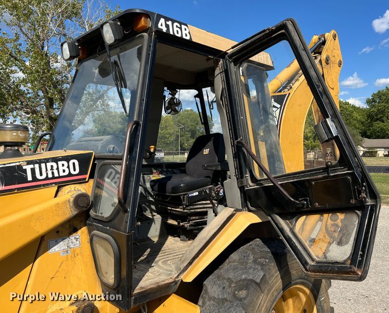 image for item IA9209 1995 Caterpillar 416B  backhoe