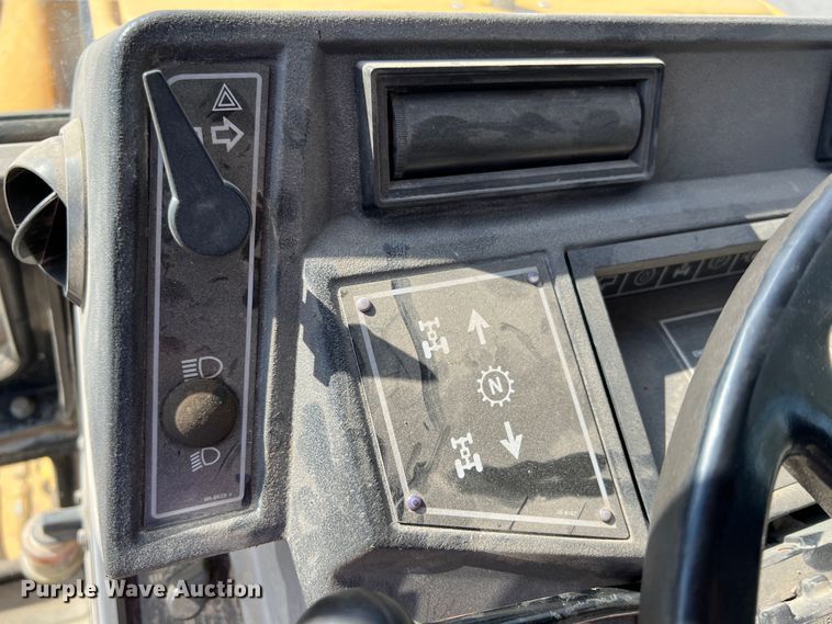 image for item IA9209 1995 Caterpillar 416B  backhoe