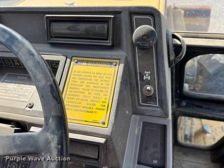 image for item IA9209 1995 Caterpillar 416B  backhoe