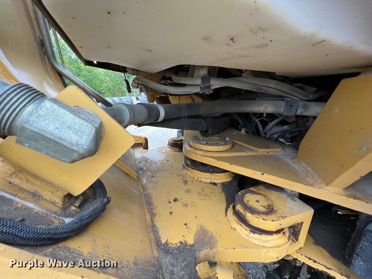 image for item IA9213 2005 Caterpillar 924G  wheel loader