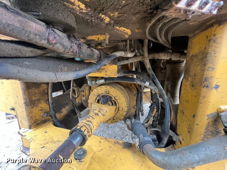 image for item IA9213 2005 Caterpillar 924G  wheel loader