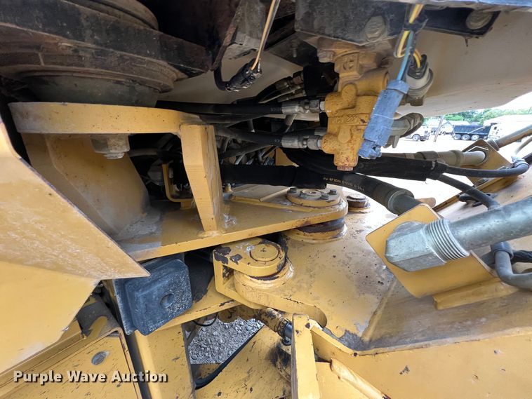 image for item IA9213 2005 Caterpillar 924G  wheel loader