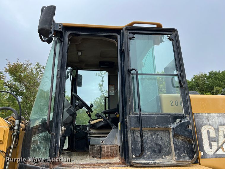 image for item IA9213 2005 Caterpillar 924G  wheel loader