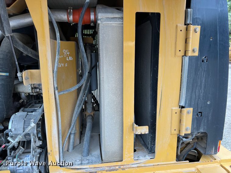 image for item IA9213 2005 Caterpillar 924G  wheel loader